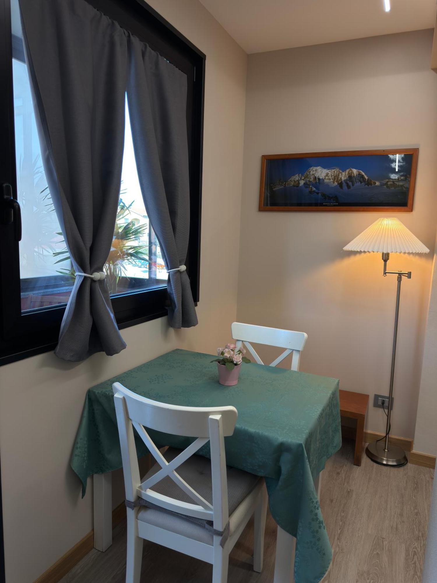 Hotel & Apartments Rinaldo 博尔戈马内罗 外观 照片