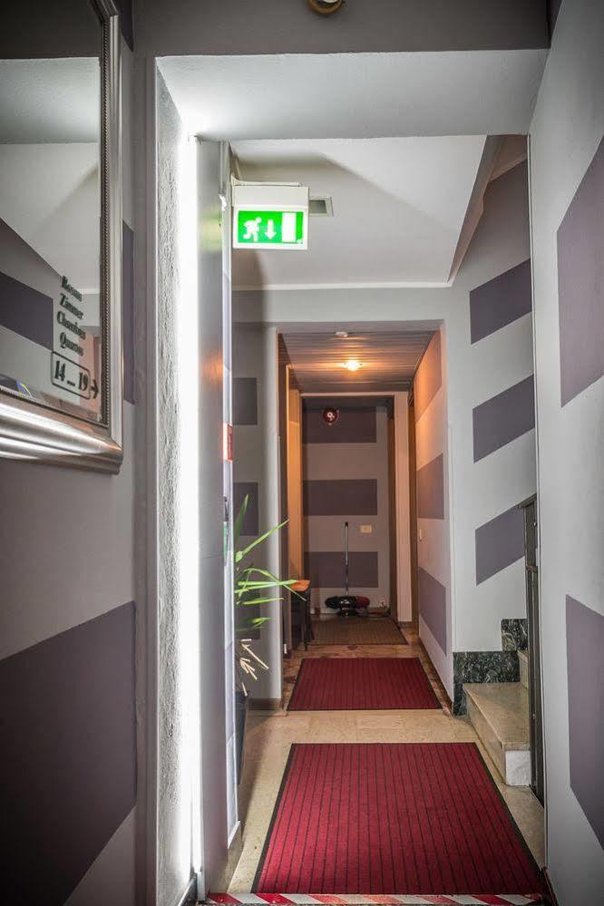 Hotel & Apartments Rinaldo 博尔戈马内罗 外观 照片