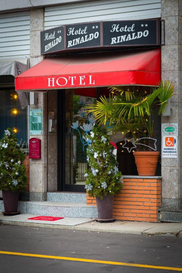 Hotel & Apartments Rinaldo 博尔戈马内罗 外观 照片